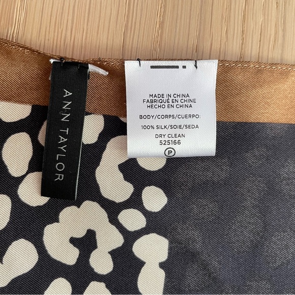 Scarf by Ann Taylor - Picture 4 of 4